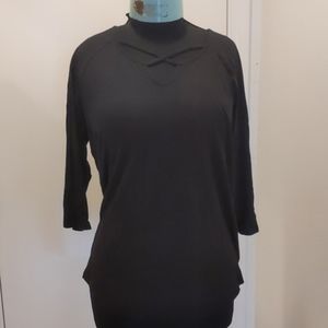 Raglan sleeve top
